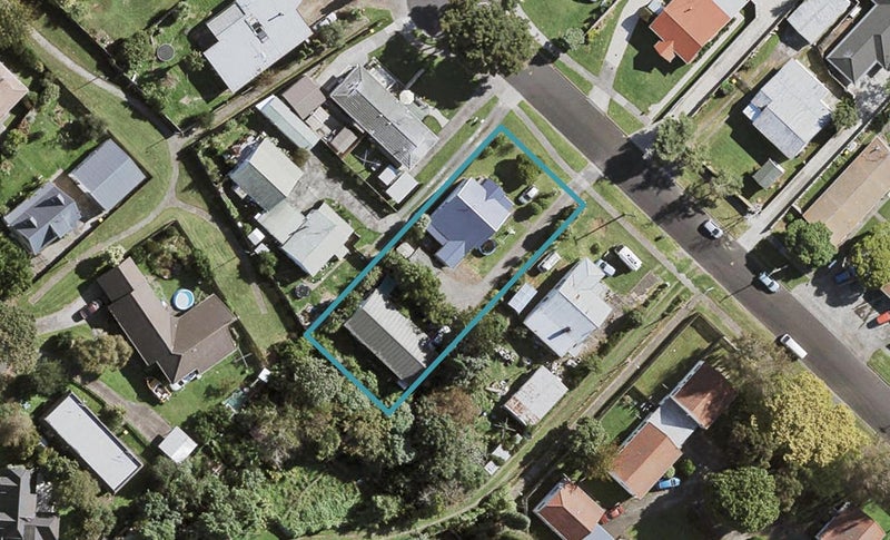 26A Waiari Road, Conifer Grove, Takanini - Carousel 1