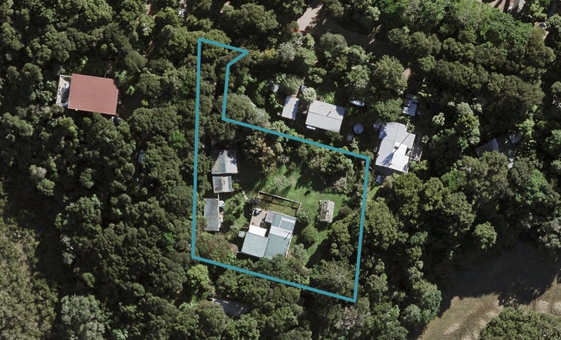 110 Wilma Road, Ostend, Waiheke Island - Carousel 1