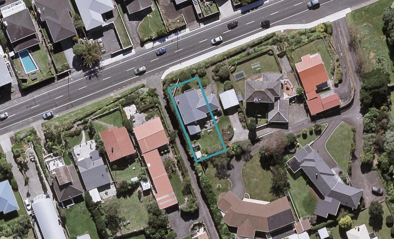413 Devon Street West, Lynmouth, New Plymouth - Carousel 1