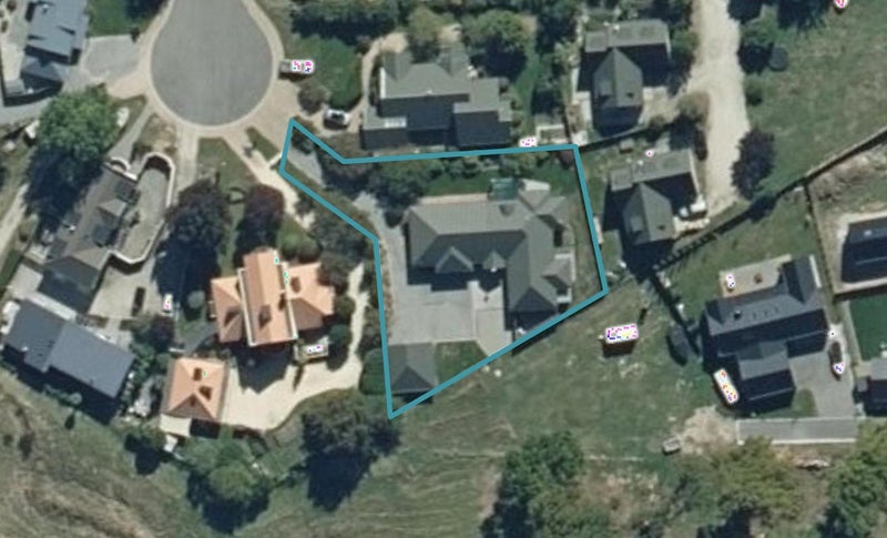 5 Oakwood Place, Wanaka - Carousel 1