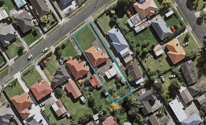 10 Charles Street, Papatoetoe, Auckland - Carousel 1