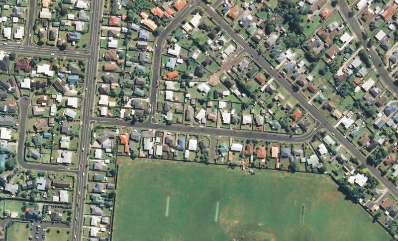 16 Pacey Avenue, Hawera - Carousel 1