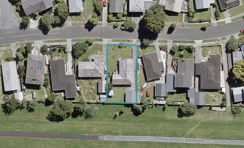 30 Brightwater Crescent, Totara Park, Upper Hutt - Carousel 1