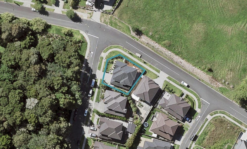 53 Terrasini Drive, Flat Bush, Auckland - Carousel 1