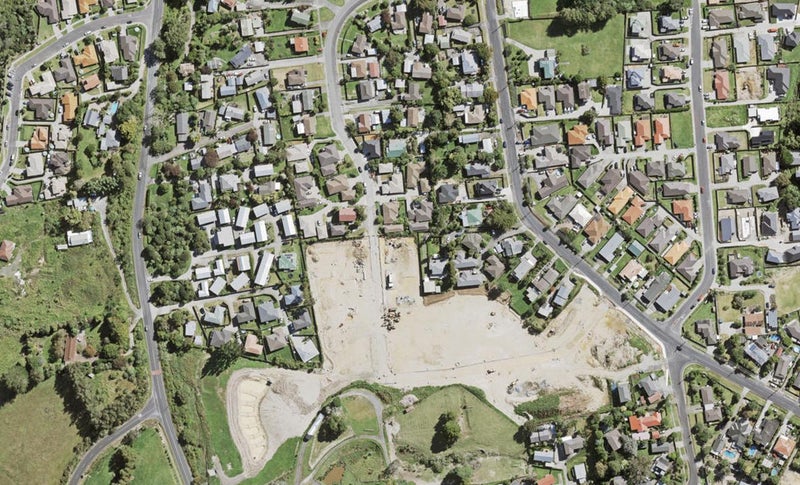 1 Monte Cristal Avenue, Swanson, Auckland - Carousel 1