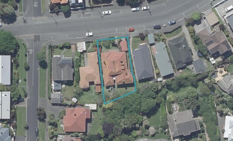 71 Bedford Street, Saint Clair, Dunedin - Carousel 1