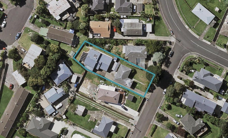 2A Bass Road, Mount Wellington, Auckland - Carousel 1