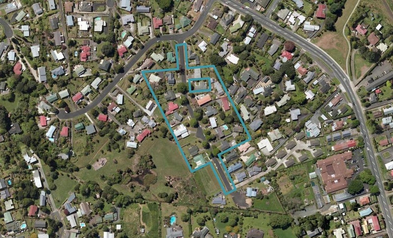 5 Tait Street, Kamo, Whangarei - Carousel 1