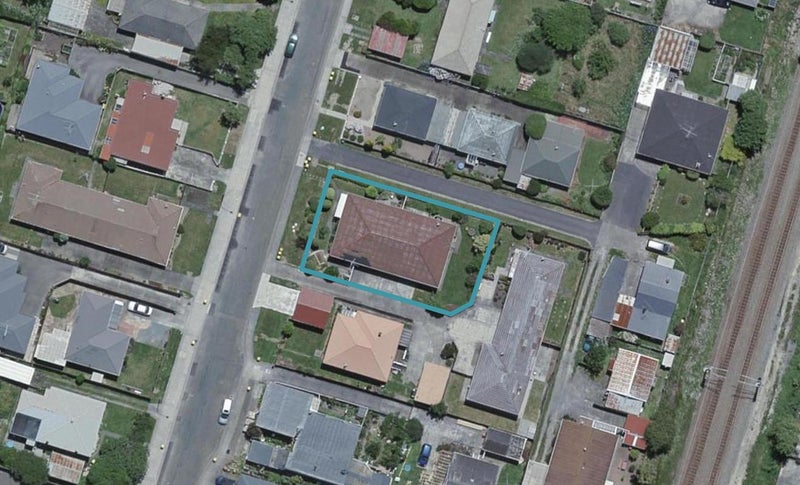 10A Beauchamp Street, Tawa, Wellington - Carousel 1