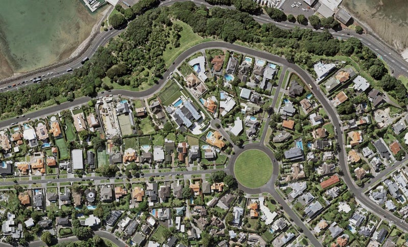 4 Huriaro Place, Orakei, Auckland - Carousel 1