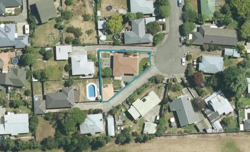 12 Edinburgh Crescent, Redwoodtown, Blenheim - Carousel 1