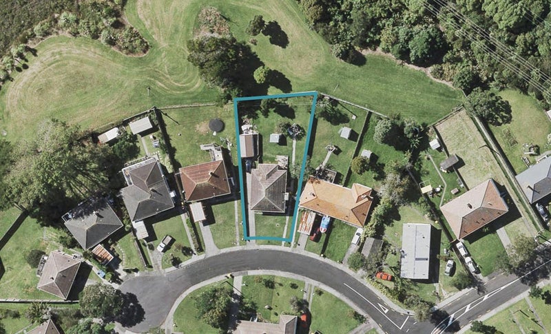 21 Philomel Crescent, Bayswater, Auckland - Carousel 1