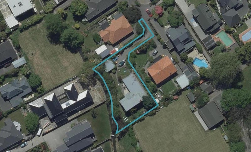 99A St Andrews Square, Strowan, Christchurch - Carousel 1