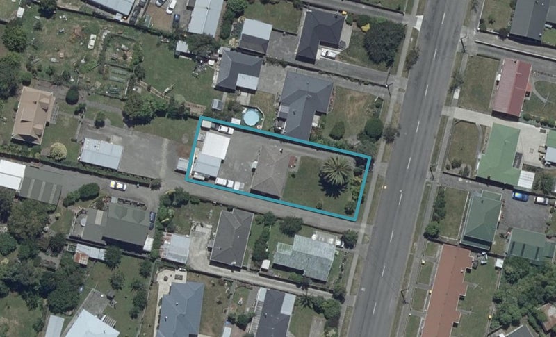 8 Pharazyn Street, Feilding, Feilding - Carousel 1