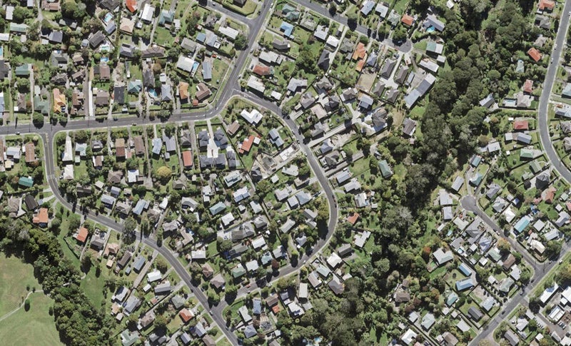5C Crystal Avenue, Glendene, Auckland - Carousel 1