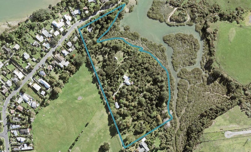 8 Okura River Road, Albany - Carousel 1