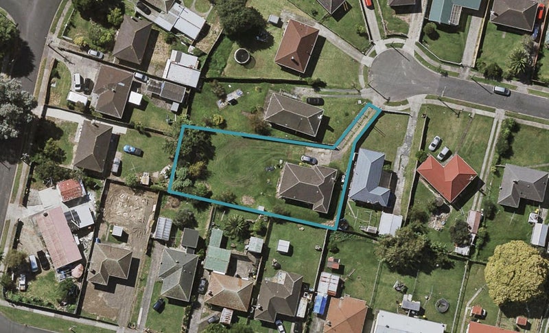 12 Angus Street, Otara, Auckland - Carousel 1