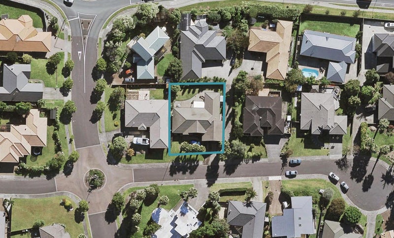 4 Jade Court, Rosedale, Auckland - Carousel 1