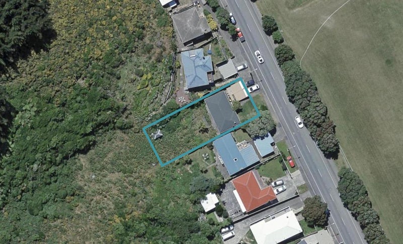 151 Happy Valley Road, Owhiro Bay, Wellington - Carousel 1