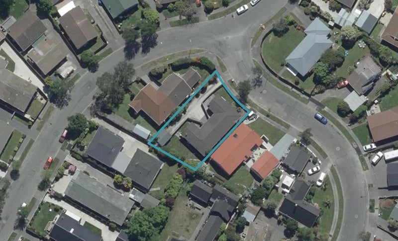 2/4 Manuel Place, Bishopdale, Christchurch - Carousel 1