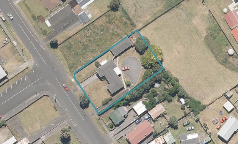 12 Polson Street, Castlecliff, Whanganui - Carousel 1