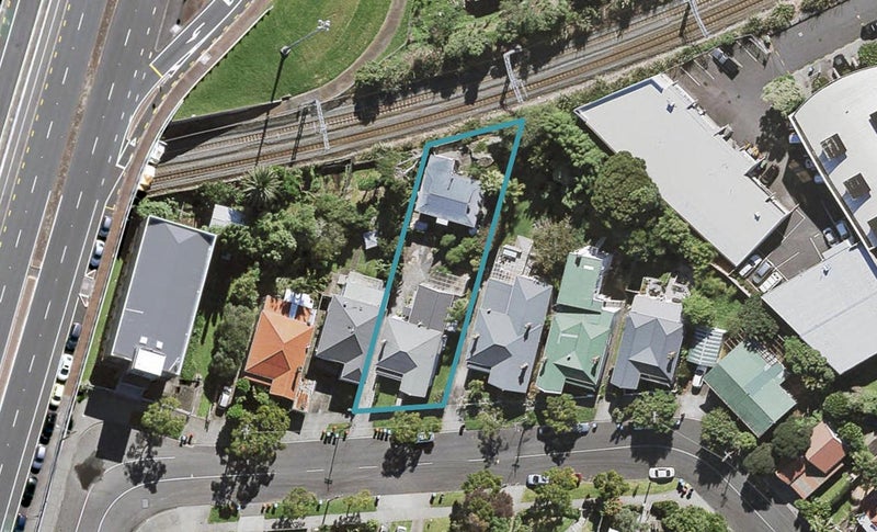 29A Brentwood Avenue, Mount Eden, Auckland - Carousel 1