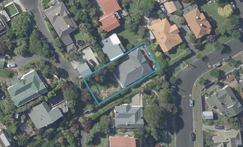 26 Valpy Street, Saint Clair, Dunedin - Carousel 1