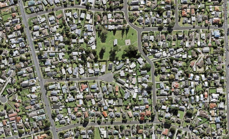 24A Clinton Avenue, Te Atatu Peninsula, Auckland - Carousel 1