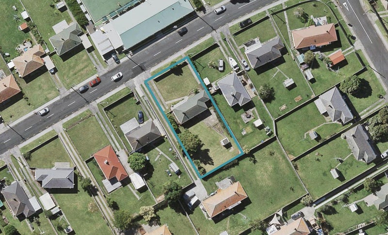 45 Roberts Avenue, Bayswater, Auckland - Carousel 1
