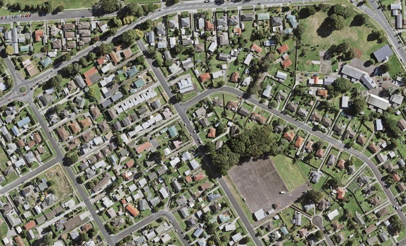 12B Smiths Avenue, Papakura, Papakura - Carousel 1