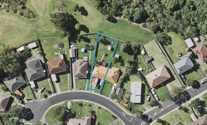 20 Philomel Crescent, Bayswater, Auckland - Carousel 1
