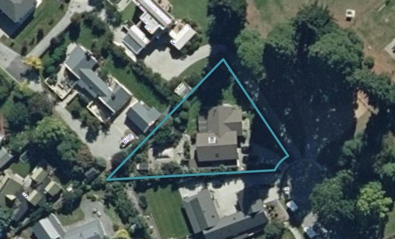 15 Homestead Close, Wanaka - Carousel 1