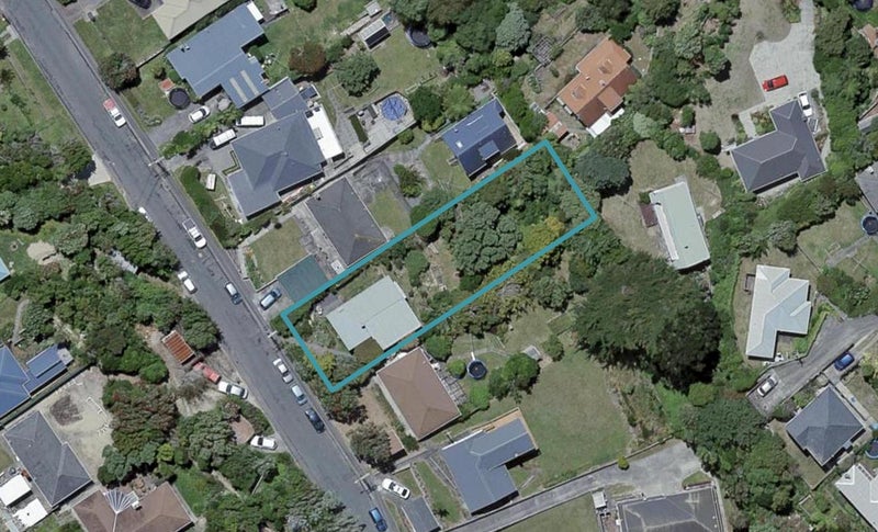 37 Lyndfield Lane, Newlands, Wellington - Carousel 1