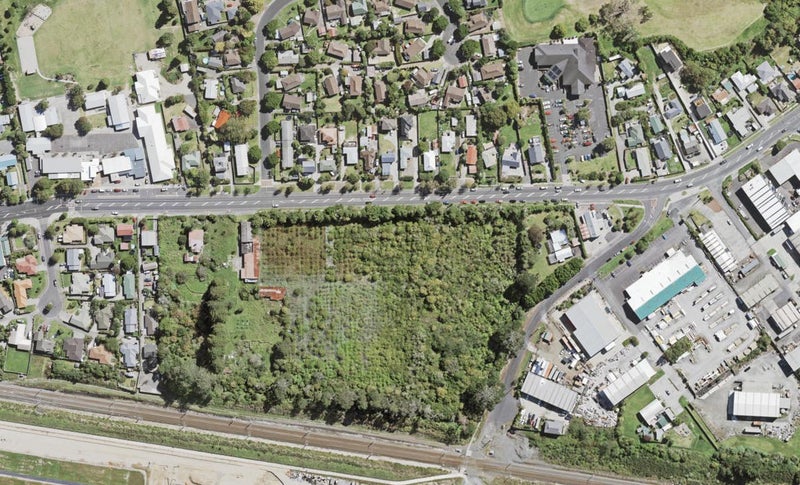 662E Swanson Road, Swanson, Auckland - Carousel 1