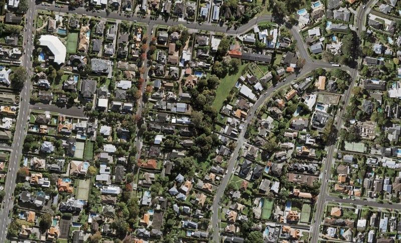 16D Mahoe Avenue, Remuera, Auckland - Carousel 1