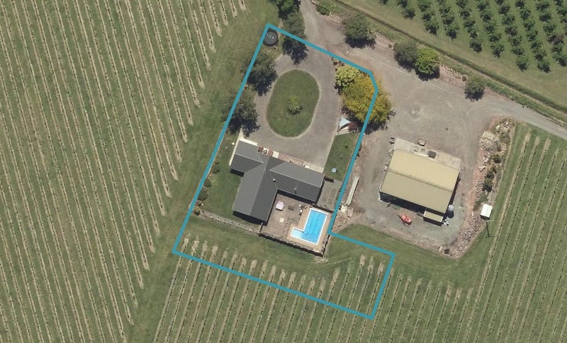 1277 State Highway 50, WAIOHIKI, NAPIER - Carousel 1