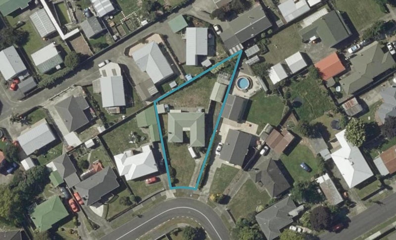 42 Lancaster Street, Highbury, Palmerston North - Carousel 1