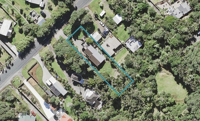 188 Motutara Road, Muriwai , Auckland - Carousel 1