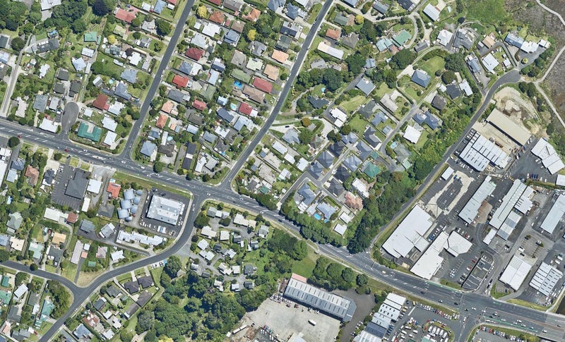 5A Churchill Road, Judea, Tauranga - Carousel 1