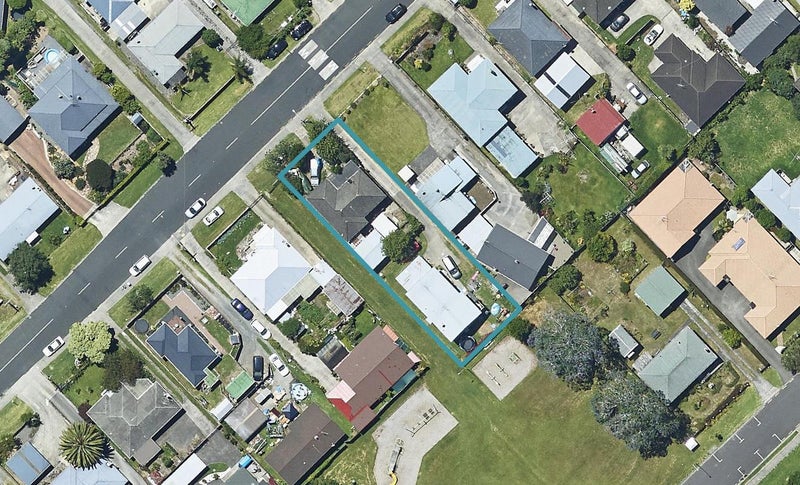 24B Watling Street, Gate Pa, Tauranga - Carousel 1