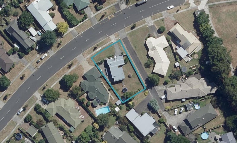 95 Endeavour Avenue, Flagstaff, Hamilton - Carousel 1