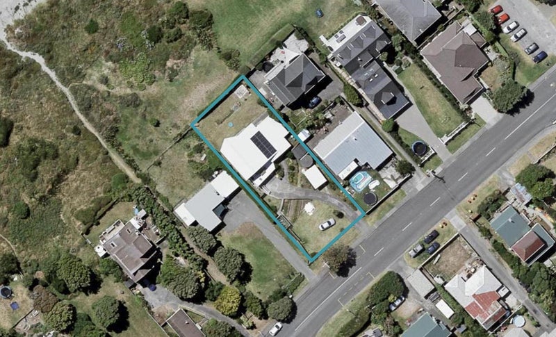 153 Manly Street, Paraparaumu Beach, Paraparaumu - Carousel 1
