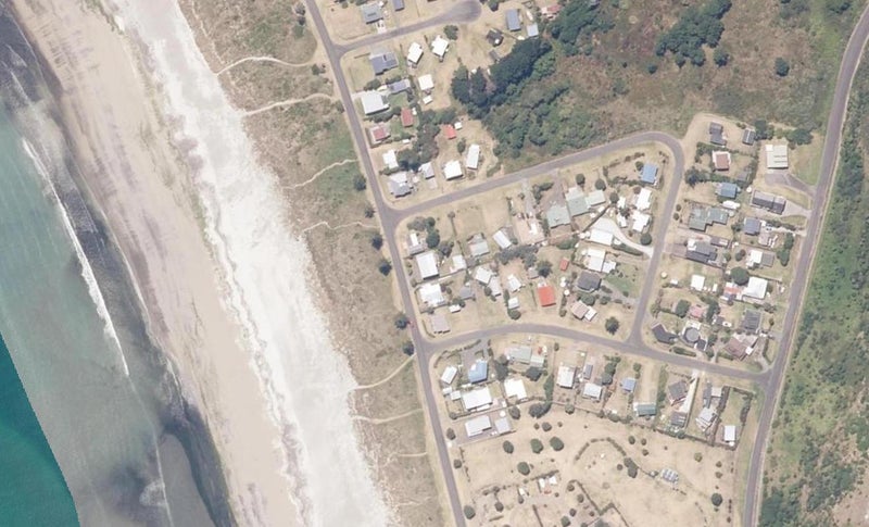 29 Moana Drive, MAHIA, NUHAKA - Carousel 1