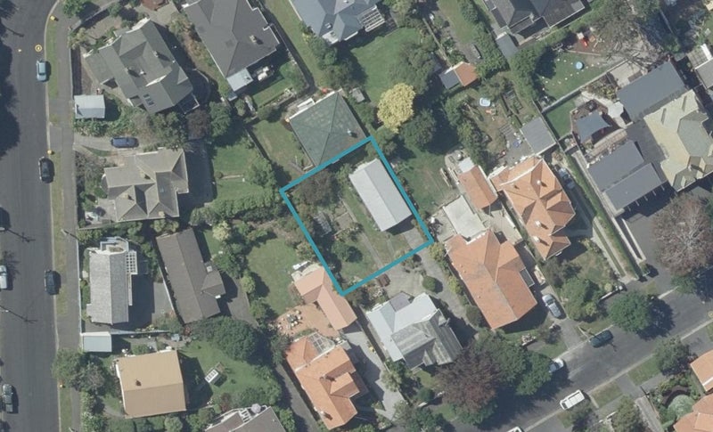 18A Hobson Street, Saint Clair, Dunedin - Carousel 1
