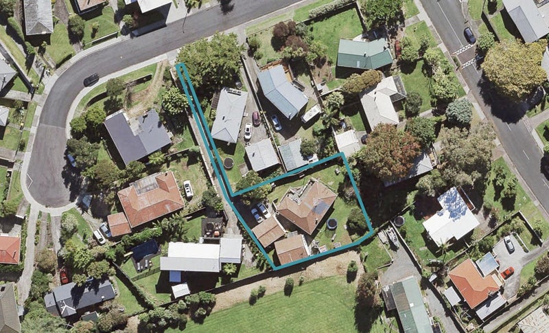 Property Valuation for 8 Roseneath Place, Birkdale, Auckland | Trade Me ...