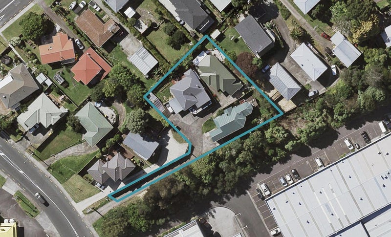 1/104 Target Road, Wairau Valley, Auckland - Carousel 1