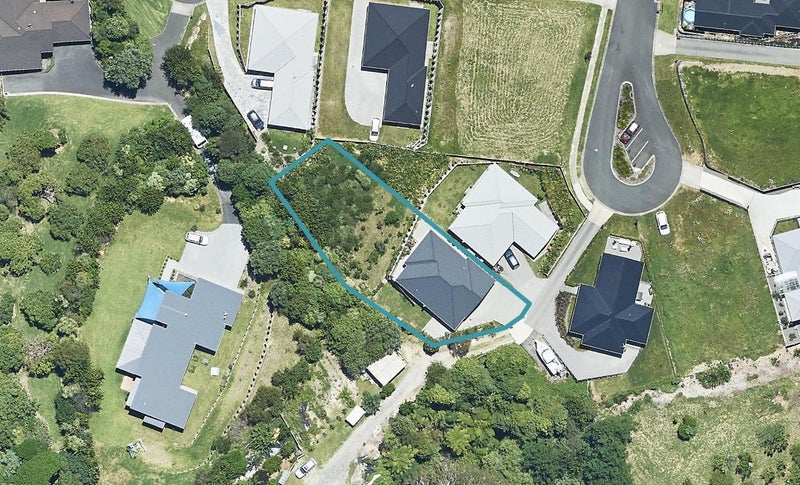 10 Greenvale Place, Welcome Bay, Tauranga - Carousel 1