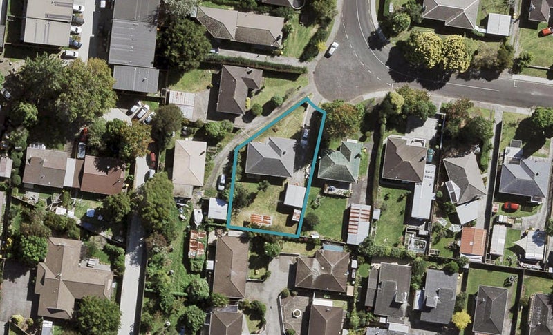 31 Te Kanawa Crescent, Henderson, Auckland - Carousel 1