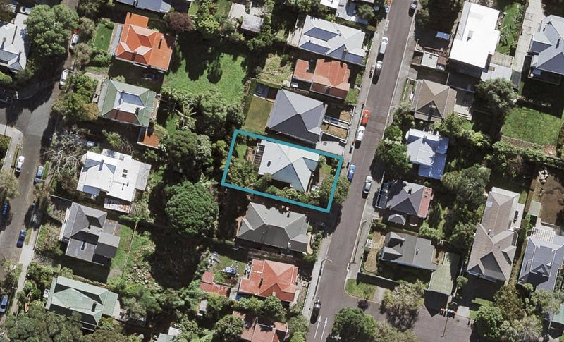 7 Leamington Road, Mount Eden, Auckland - Carousel 1