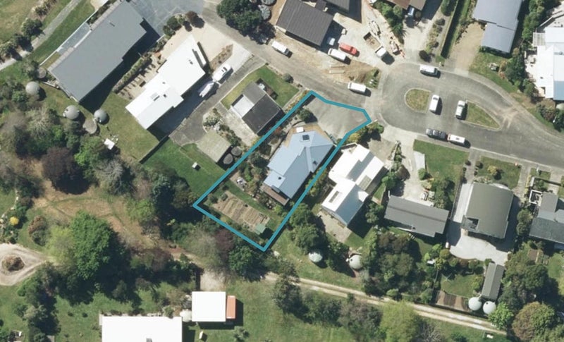 91 Selwyn Street, Takaka - Carousel 1